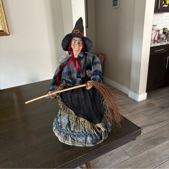 Vintage-Halloween  Witch Doll Decor w/ Broom. She Sits On A Bowl or Large Item - Picture 1 of 10